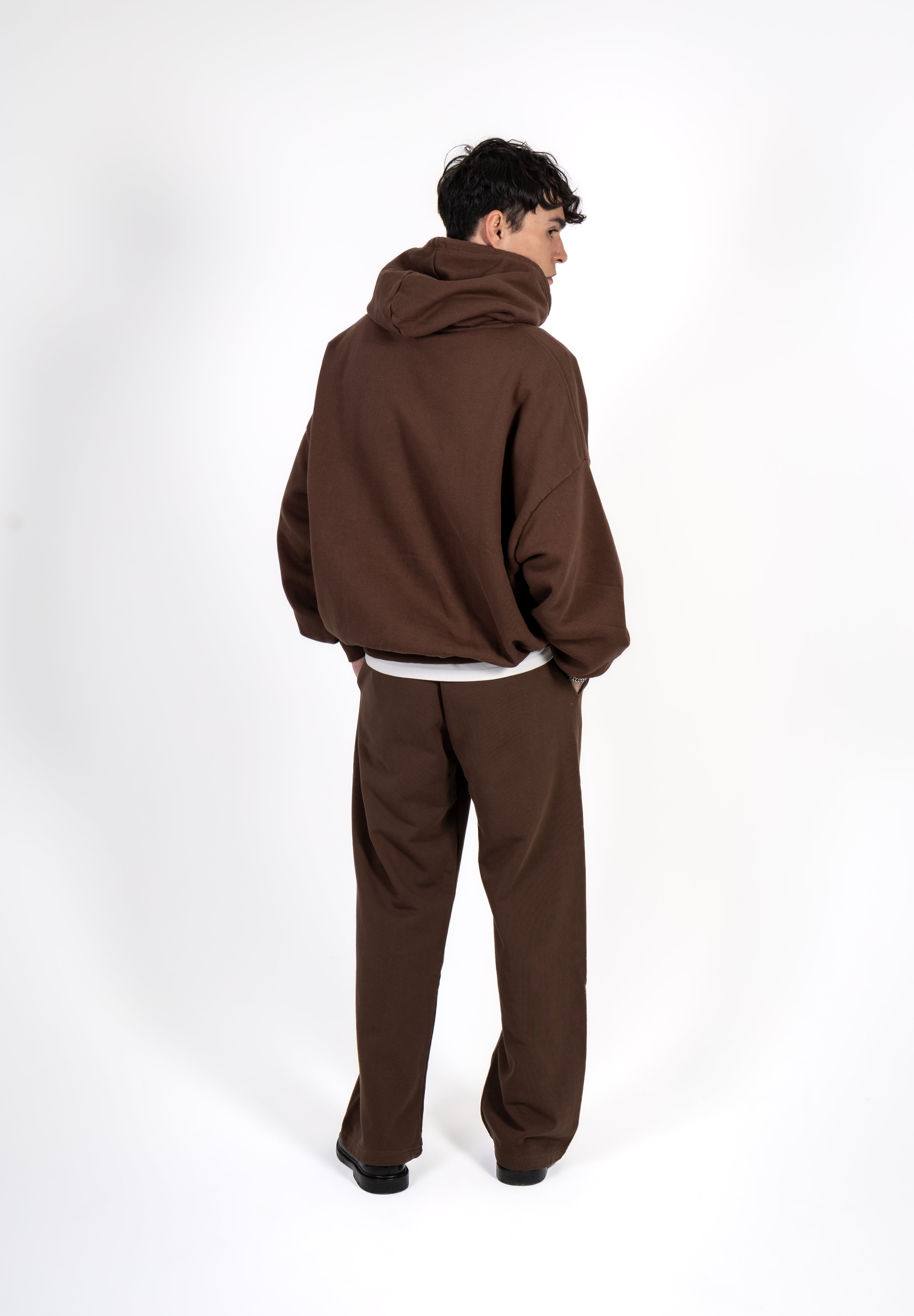 JOGGER STRAIGHT LEG - EARTHY BROWN