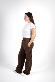 JOGGER STRAIGHT LEG - EARTHY BROWN